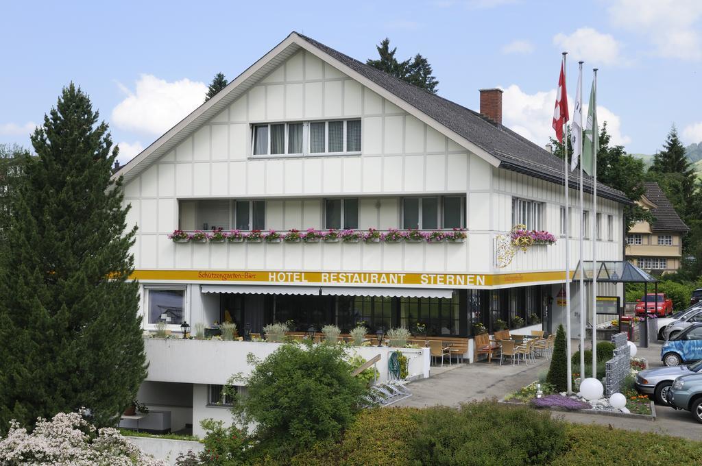 Nesslau Hotel-Restaurant Sternen מראה חיצוני תמונה